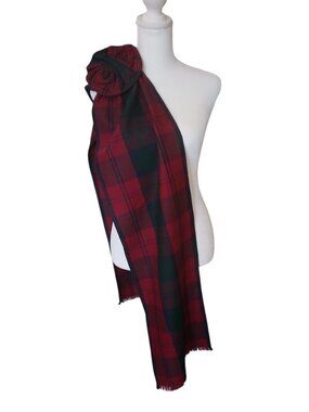 Scottish traditional plaid wool scarf maroon navy green tartan